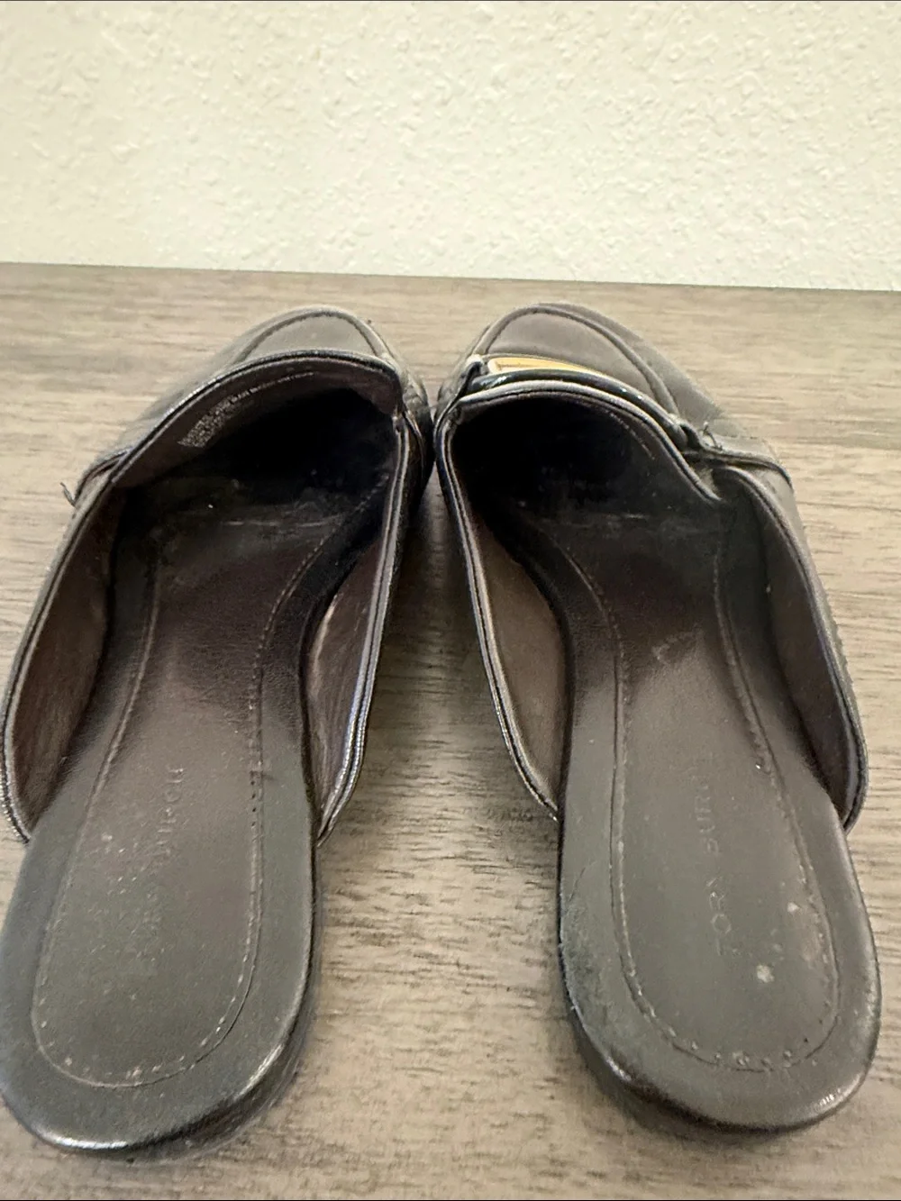 Tory Burch Black Leather Logo Mules Slides Gold Hardware 7.5M